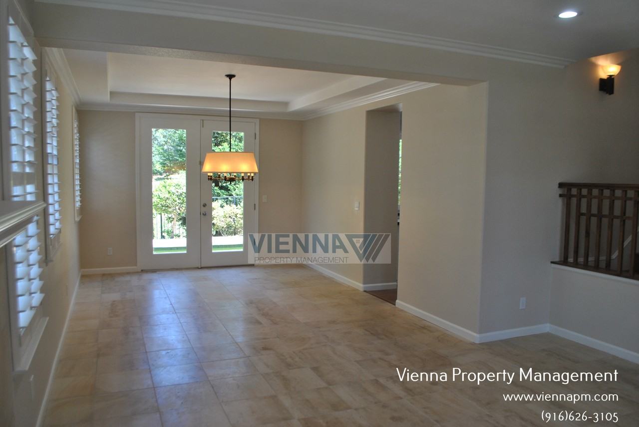 3750 Jennieke Ct - Photo 6 of 50