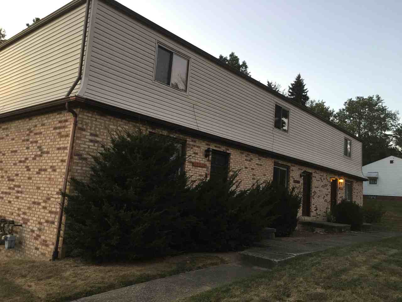 12373 Cleveland Avenue Northwest - Photo 2 of 9