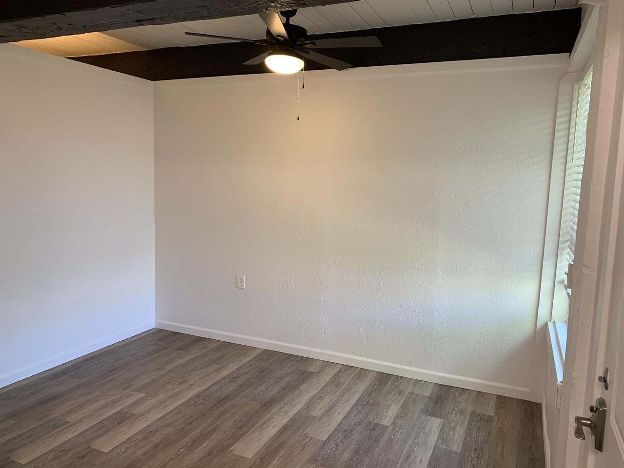 1411 E Sherman Ave #2 - Photo 2 of 10