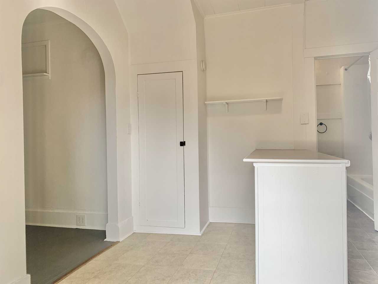 1411 E Sherman Ave #4 - Photo 3 of 8