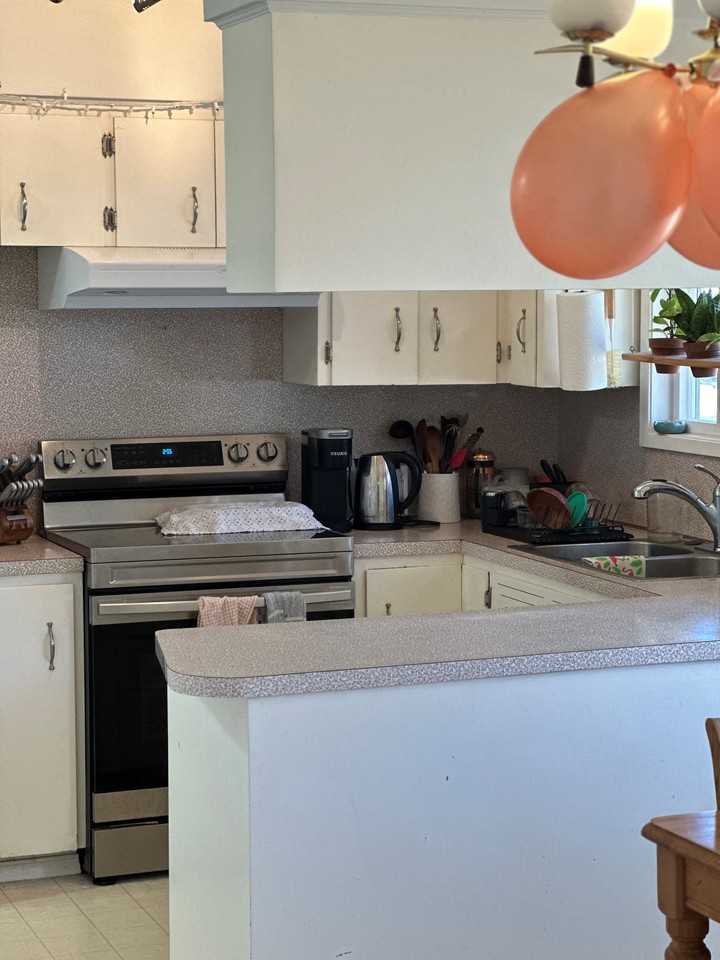 1673 Highview Street - Photo 7 of 11