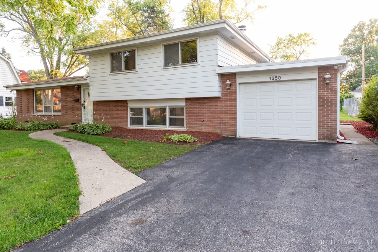 1250 Cavell Avenue - Photo 2 of 14