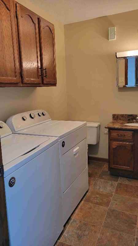 1426 N Harrison St - Photo 3 of 12