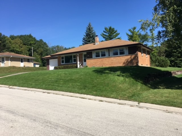 5404 Moorehead Ln - Photo 2 of 10