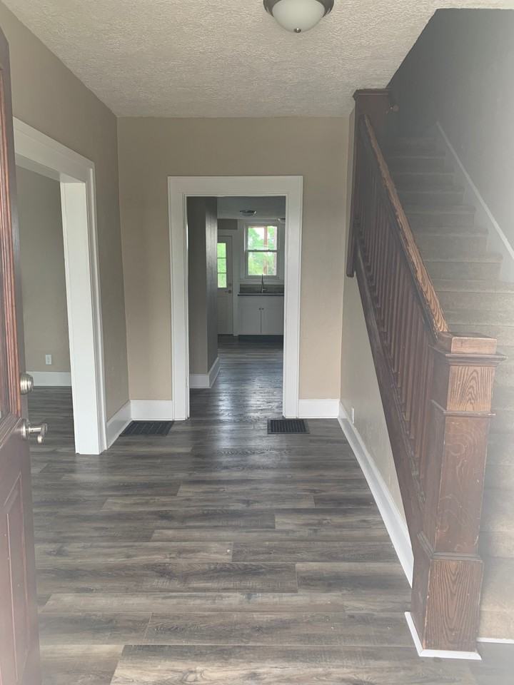 134 S Marietta St #NA - Photo 2 of 16