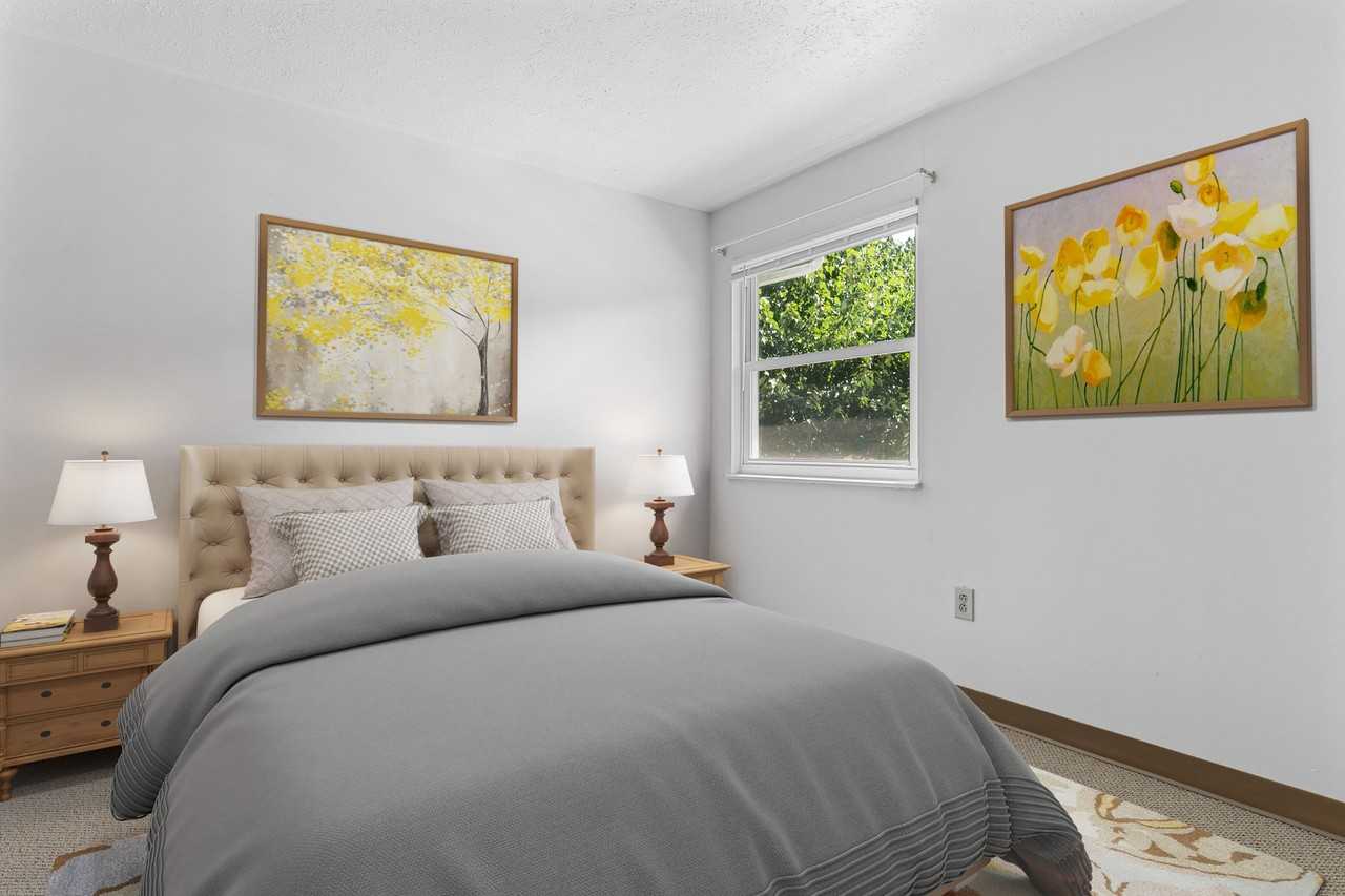 Huntingdon Village Apartments - Photo 4 of 12