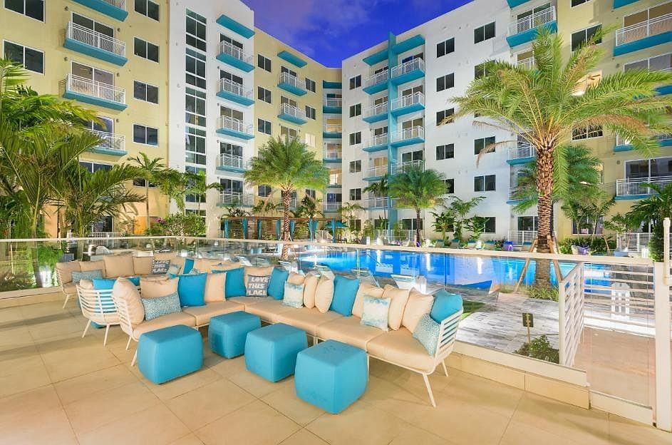 Ora Flagler Village - Photo 4 of 52