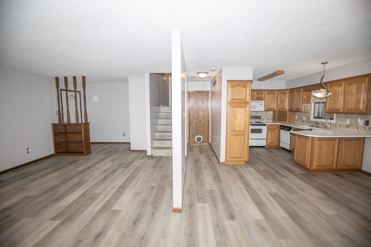 223 Mary Dr #1 - Photo 3 of 26