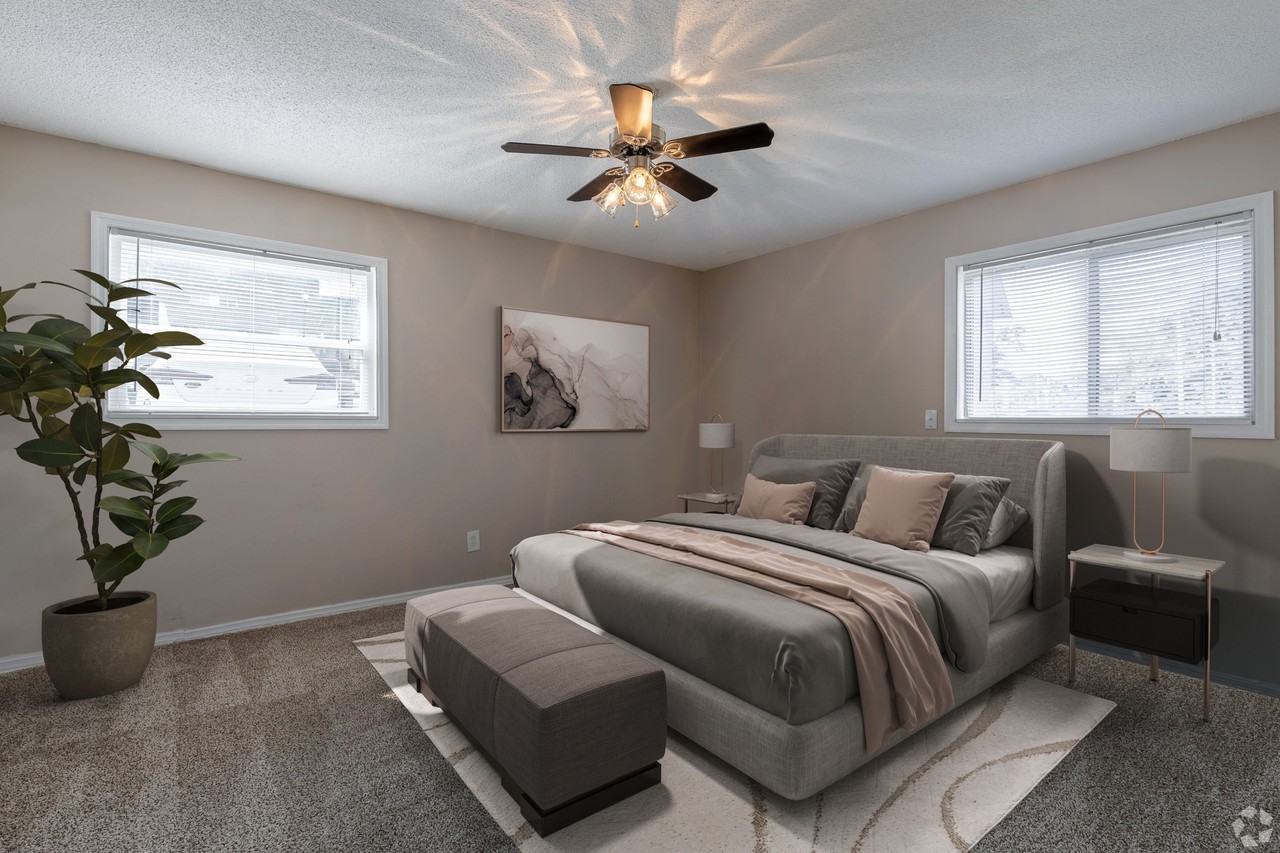 Dalton Pointe - Photo 2 of 38