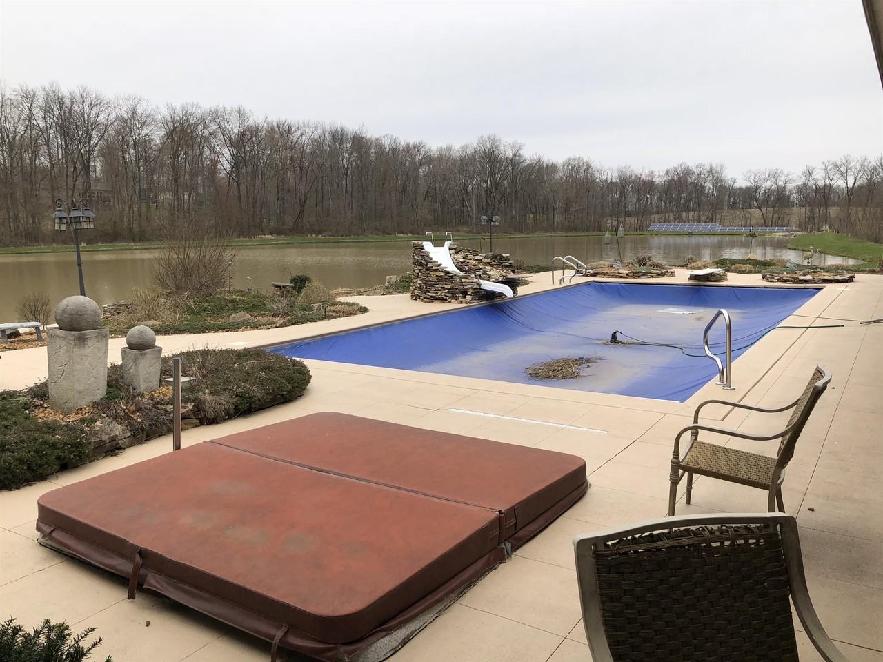 10687 S Oak Ridge Est #1 - Photo 2 of 11