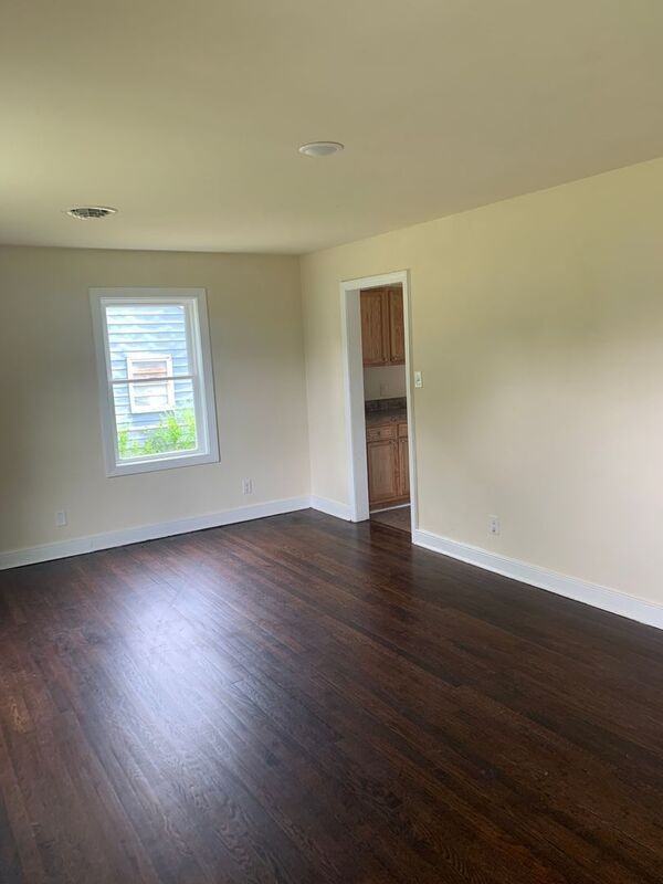 4255 Sheffield Rd - Photo 2 of 10