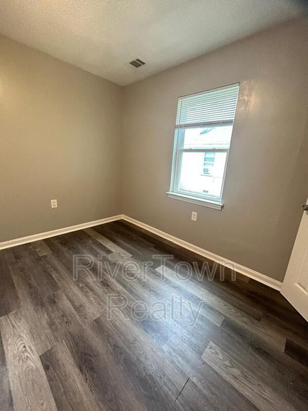 3020 Sinclair Street - Photo 2 of 12