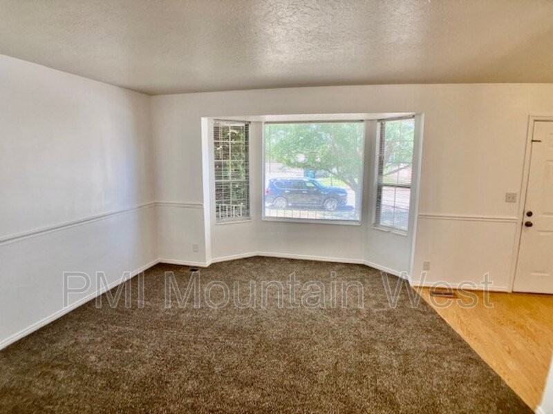 2186 Ne - Photo 5 of 29