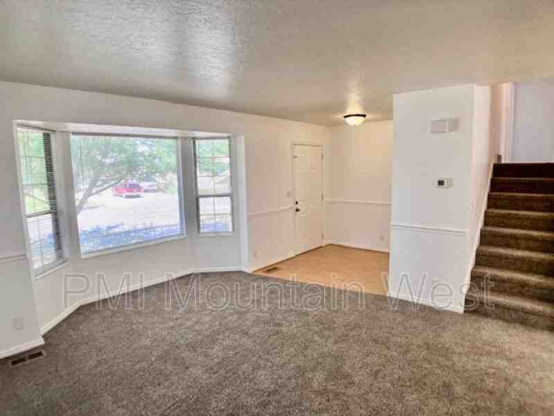 2186 Ne - Photo 6 of 29