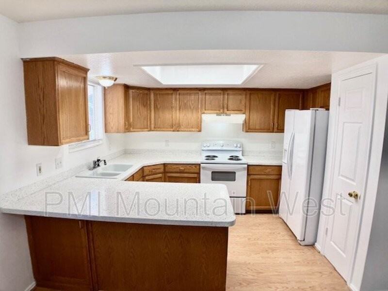 2186 Ne - Photo 7 of 29