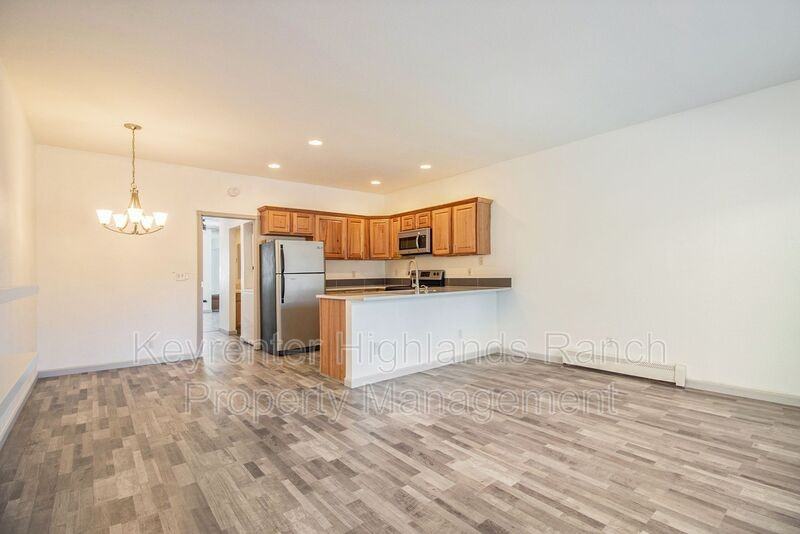 532 Oakwood Dr #B106 - Photo 4 of 10