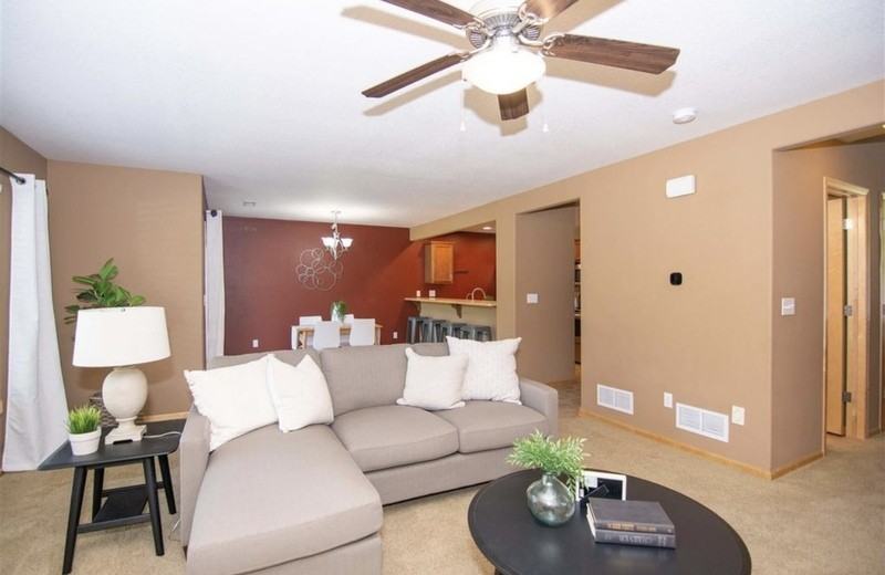 1219 Nicholas Ln - Photo 3 of 28