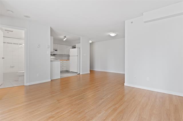 488 Helmcken Street #301 - Photo 7 of 22