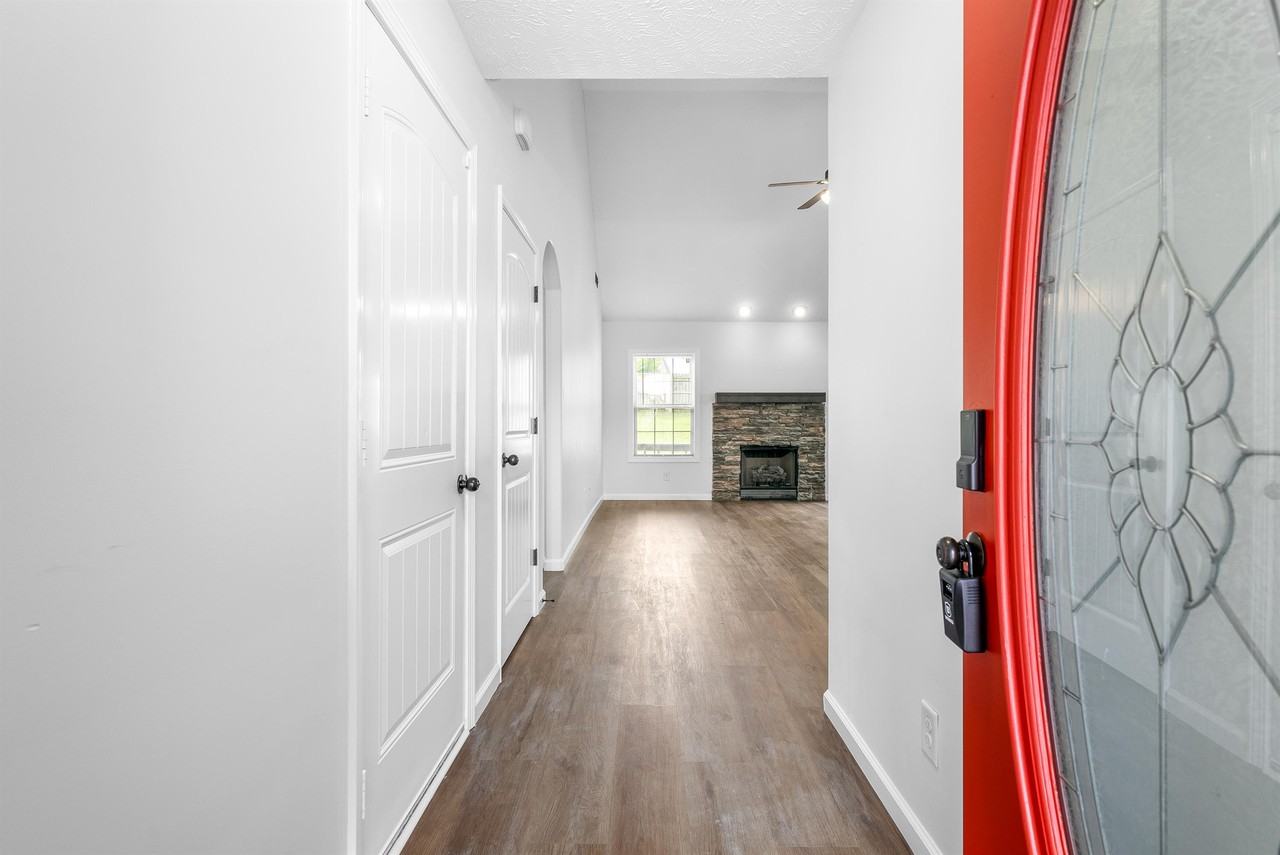 1959 General Neyland Dr #1 - Photo 3 of 34