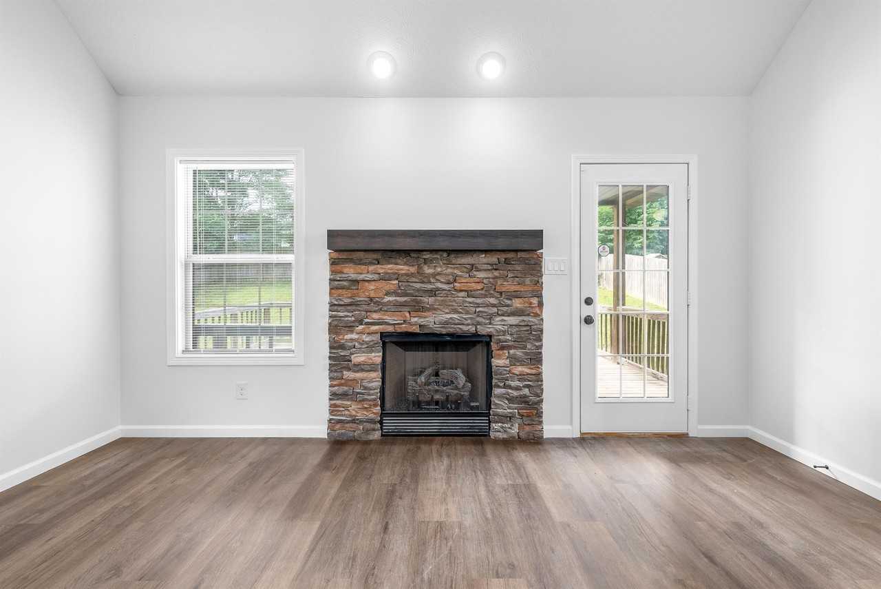1959 General Neyland Dr #1 - Photo 6 of 34