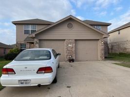 featured image of 3109 Yaupon Rd #B