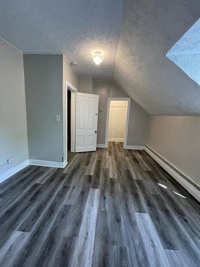 1812 Longyear Ave - Photo 3 of 10