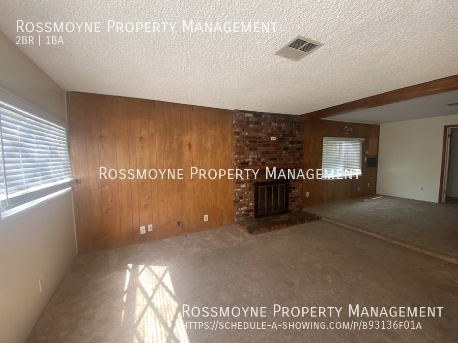 219 N Niagara St - Photo 3 of 18