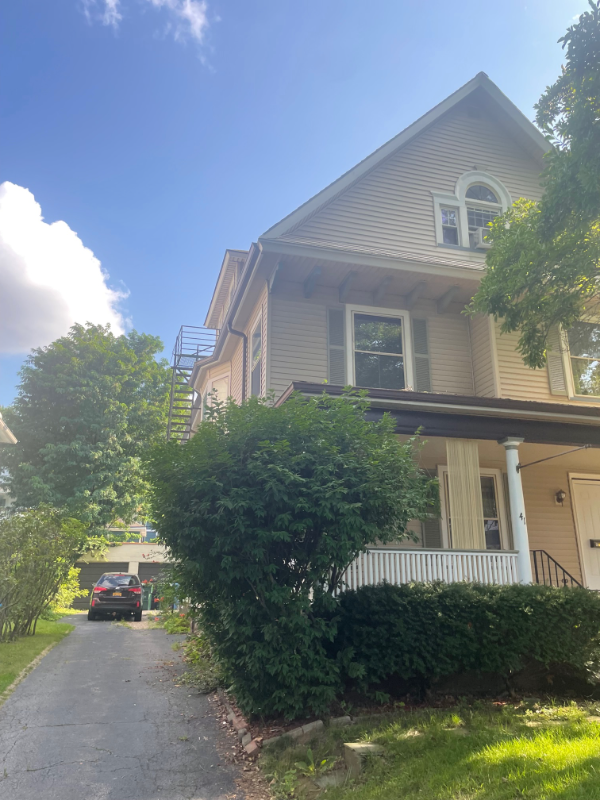 41 Albemarle St #41 - Photo 2 of 21