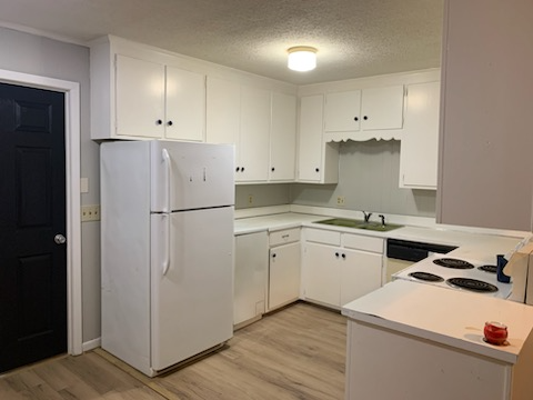 904 Maple St #7 - Photo 3 of 12