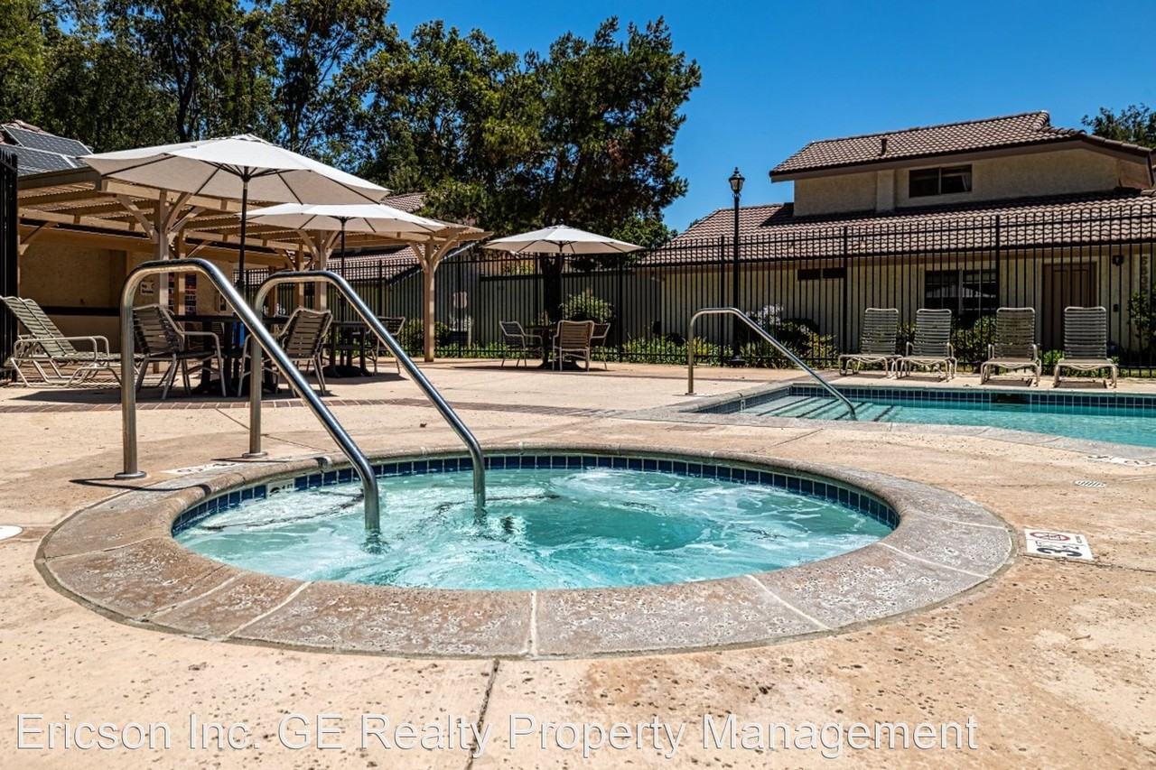 6835 Poppyview Dr - Photo 3 of 12