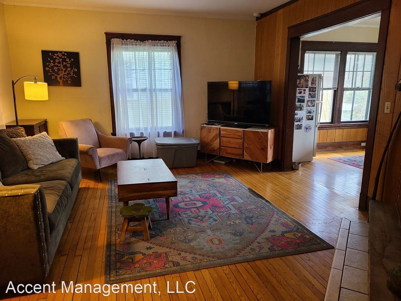 2019 Monroe St - Photo 2 of 11