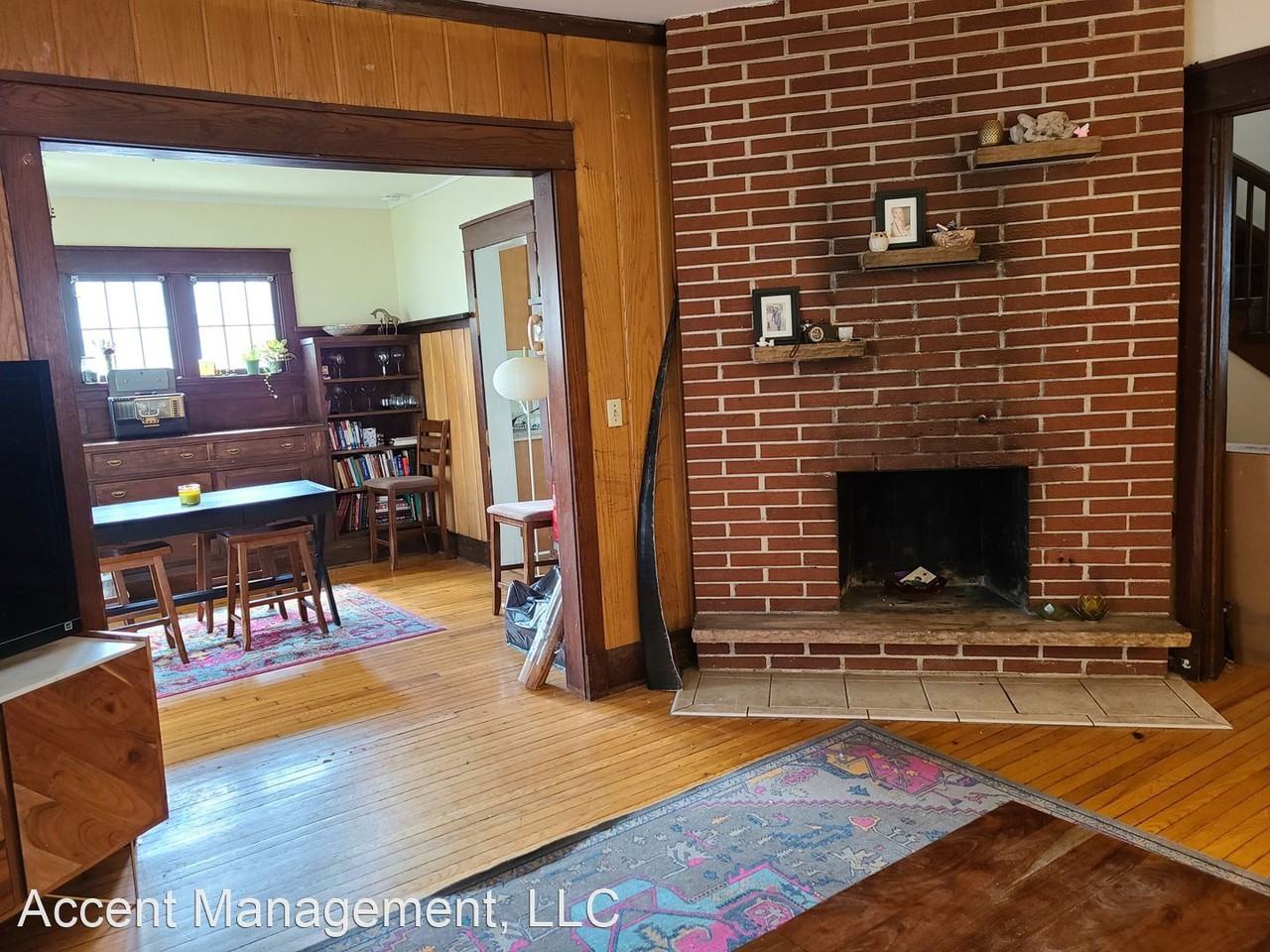 2019 Monroe St - Photo 3 of 11