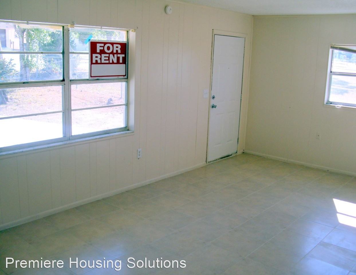 1110 Jewel Ave - Photo 2 of 7