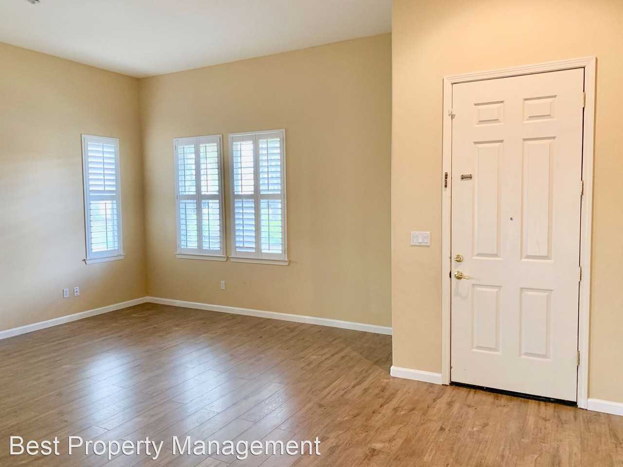 382 Madera St - Photo 3 of 25