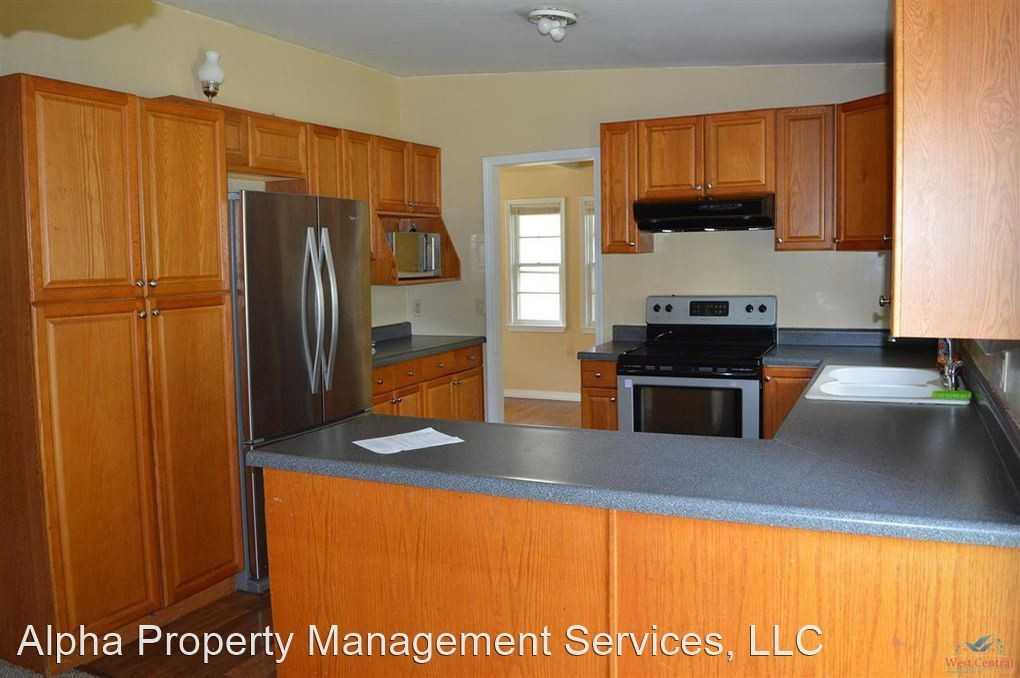 402 Sunset Blvd - Photo 3 of 18