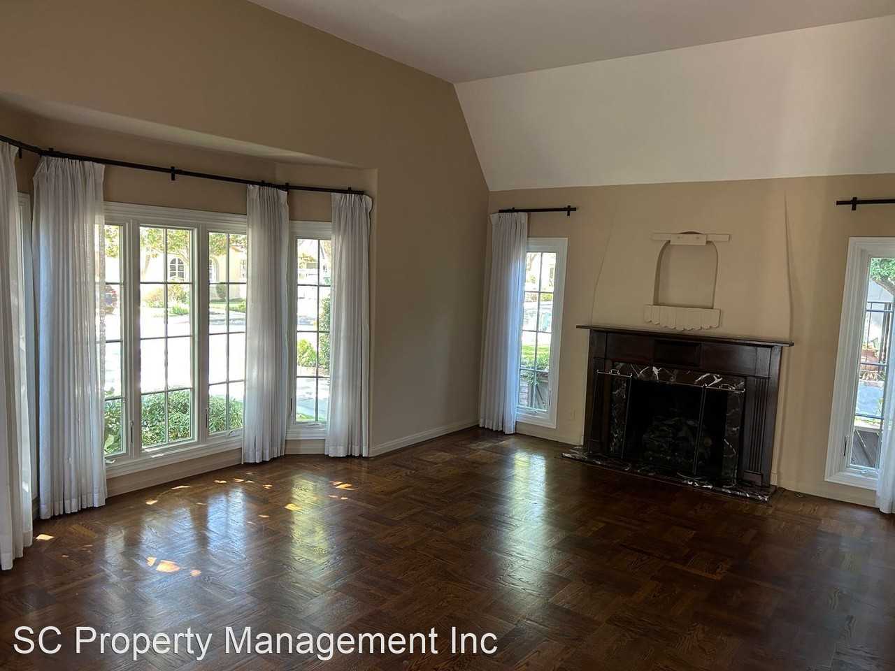 110 Aragon Blvd - Photo 2 of 13