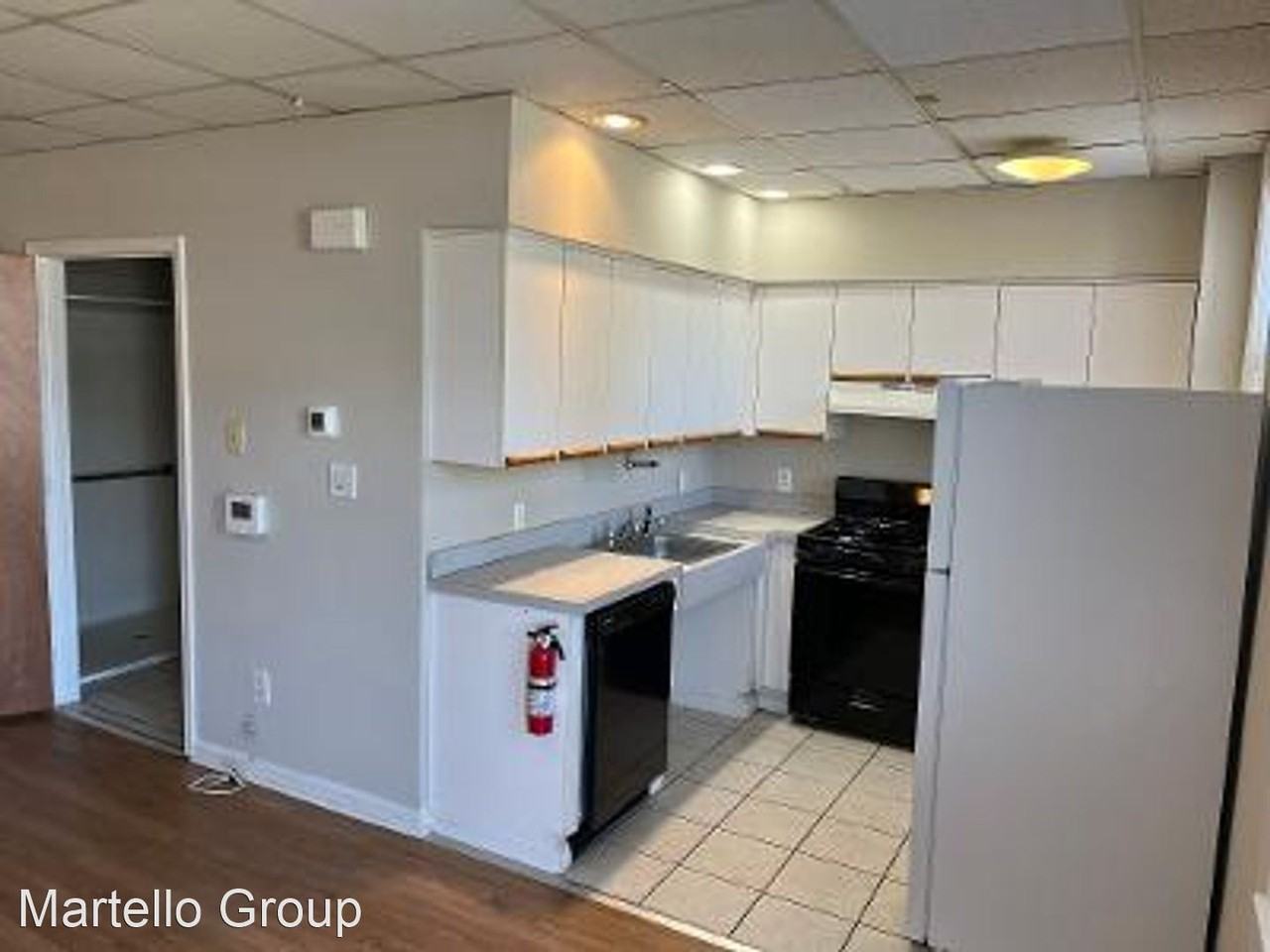 412 Powhattan Ave - Photo 2 of 7