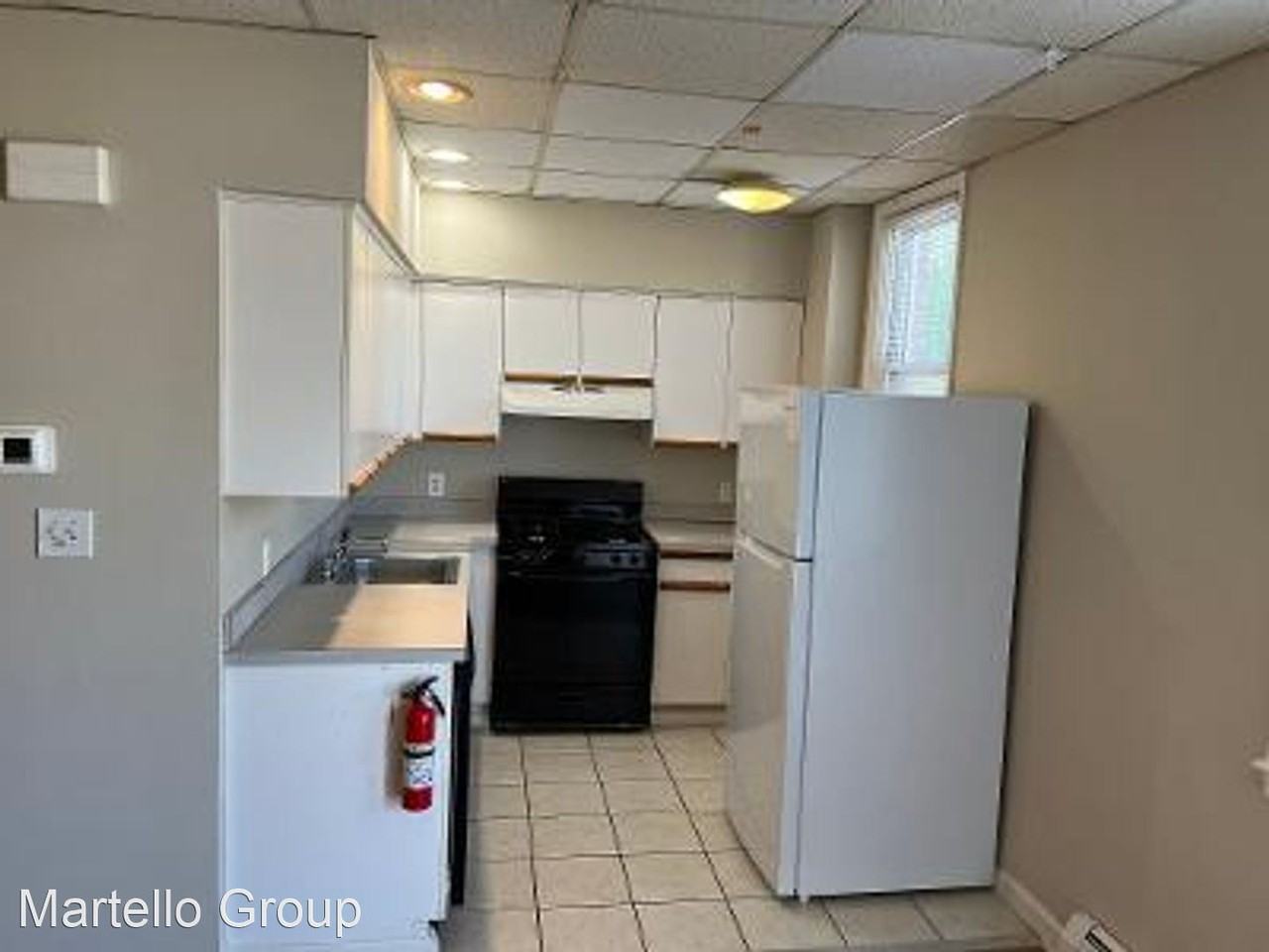 412 Powhattan Ave - Photo 3 of 7