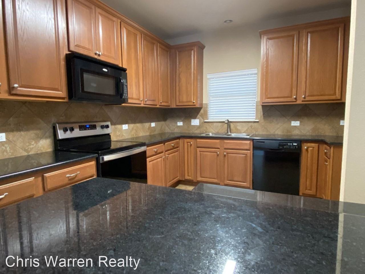 1501 Big Thicket Dr - Photo 3 of 25