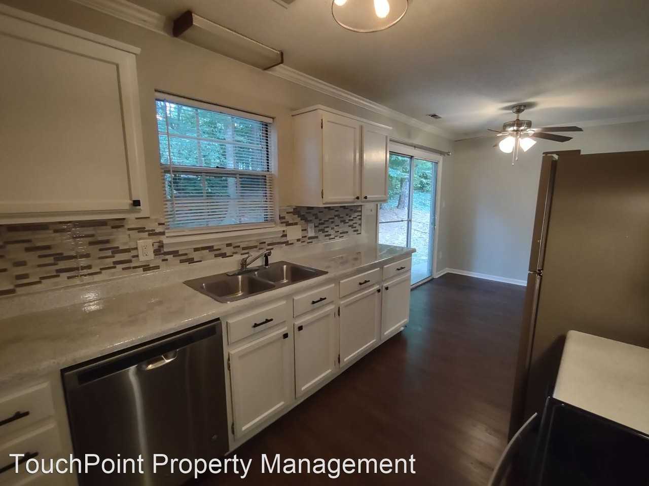 6432 Tivoli Ct - Photo 3 of 26