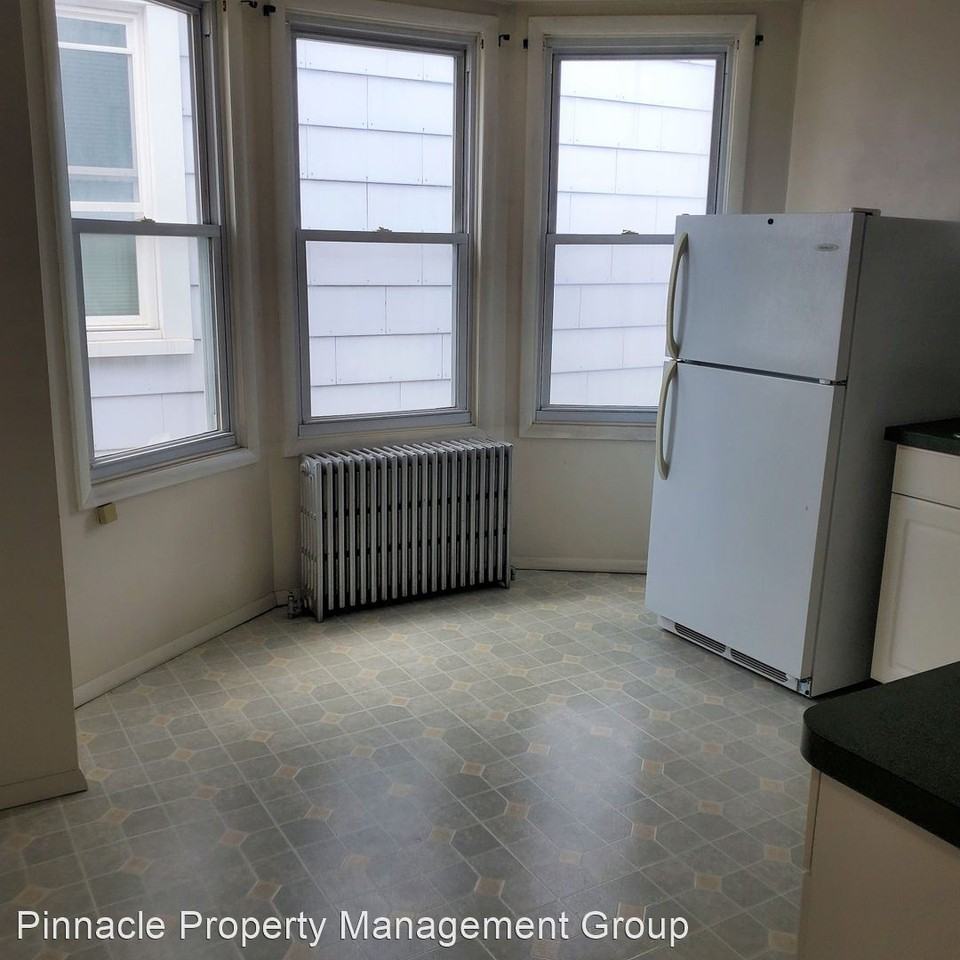 1440-1442 Washington ave - Photo 3 of 11