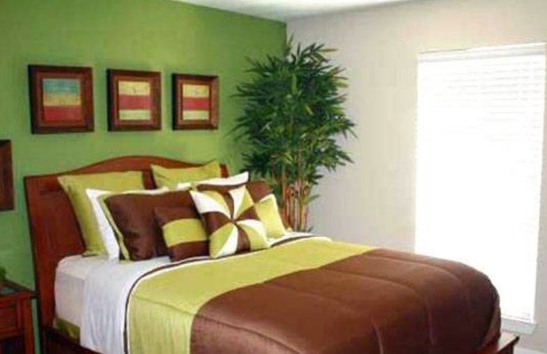 3210 69th St 6482g - Photo 3 of 5