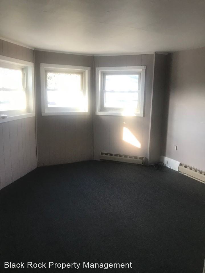 116 E Amidon St - Photo 3 of 9