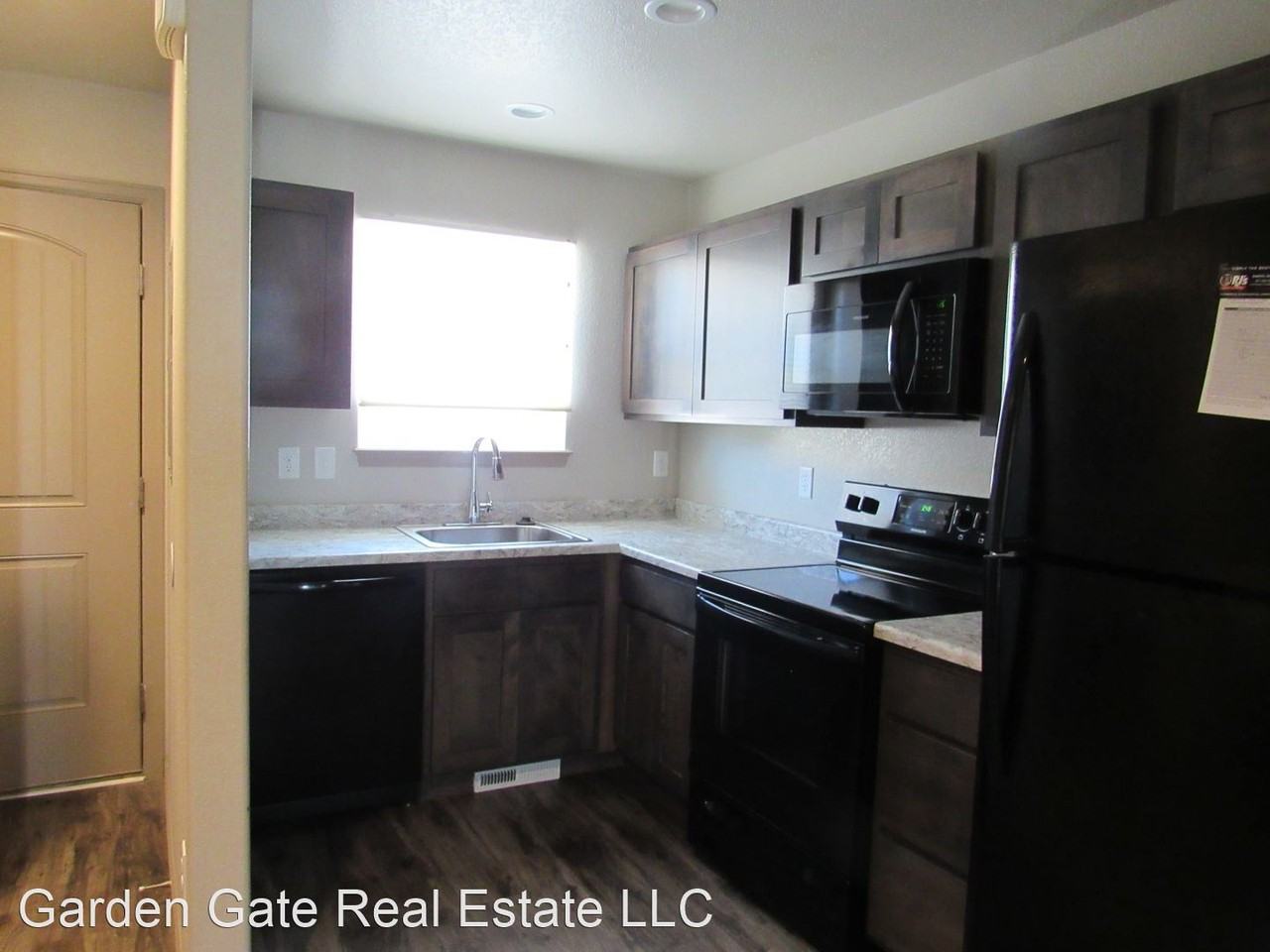 210-218 Carnation St. - Photo 3 of 11