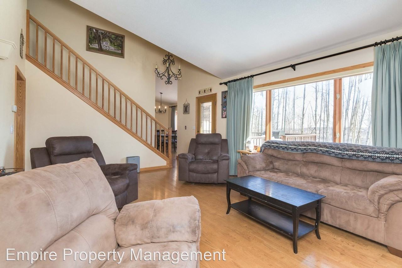 311 Hawk Rd - Photo 2 of 17