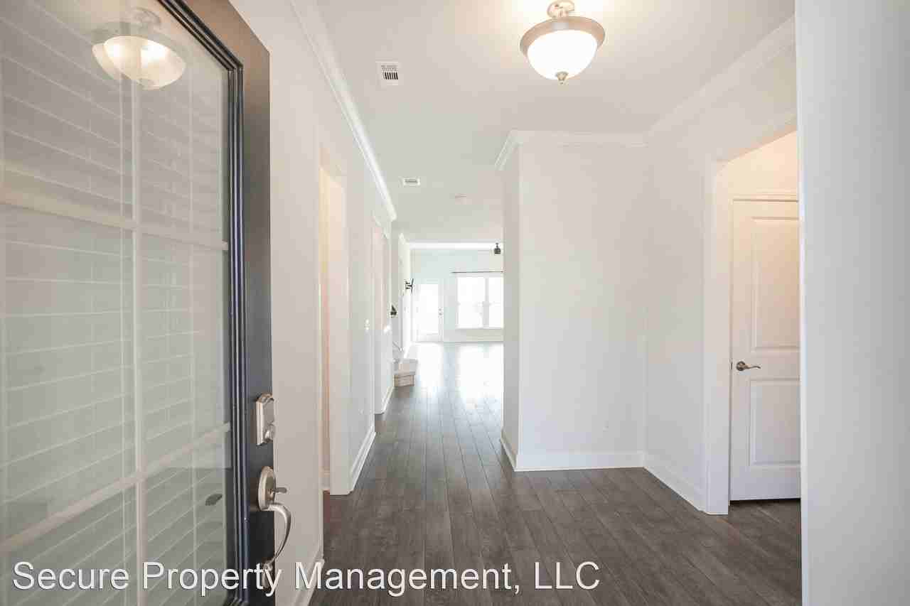110 Wynfield Blvd - Photo 2 of 50