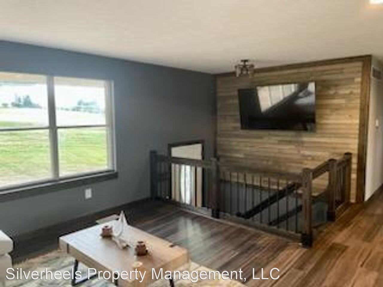 926 State Route 555 - Photo 3 of 14