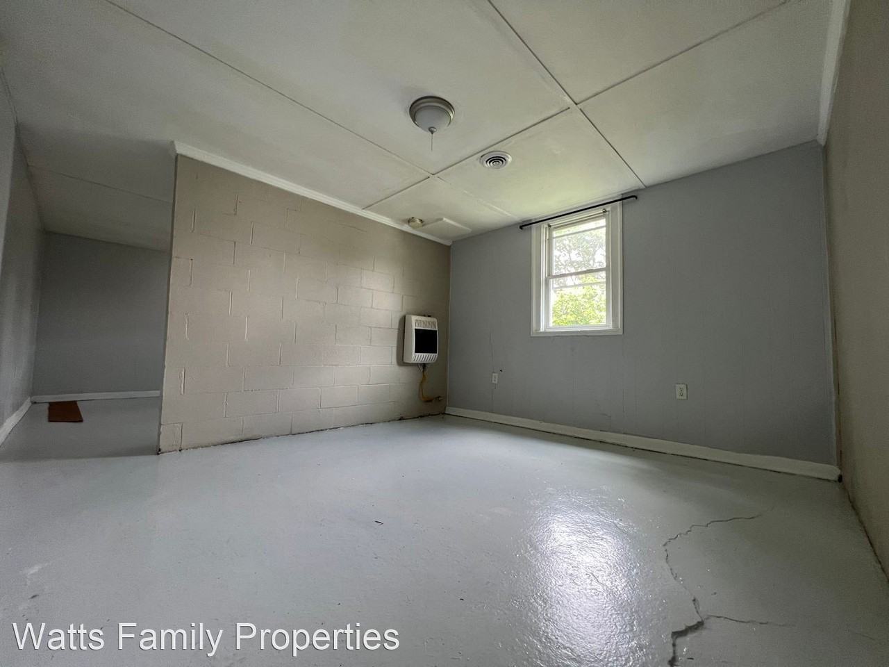 346 E. 2nd Street - Photo 3 of 4