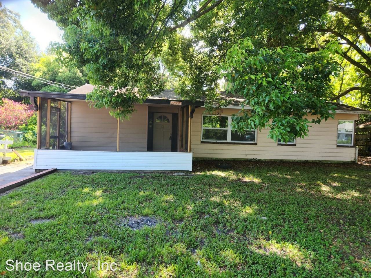 475 Laurina St - Photo 3 of 50