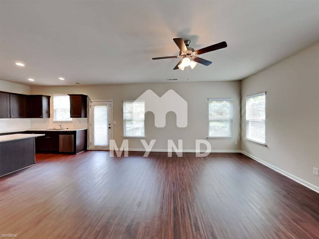 177 Parkview Place Dr - Photo 3 of 20